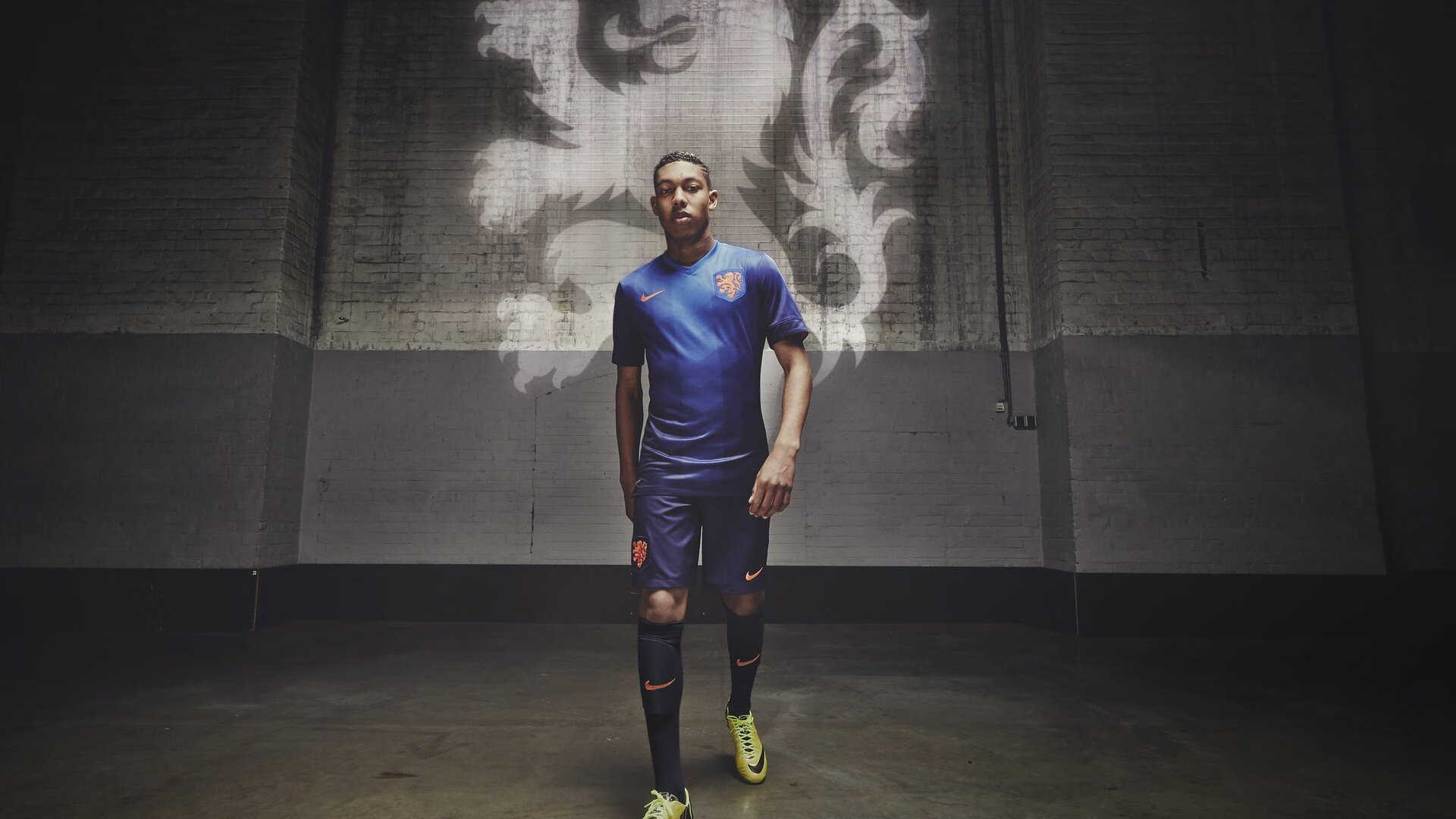 骑士战术演练环节使用投影增强战术记忆，骑士战场百度百科